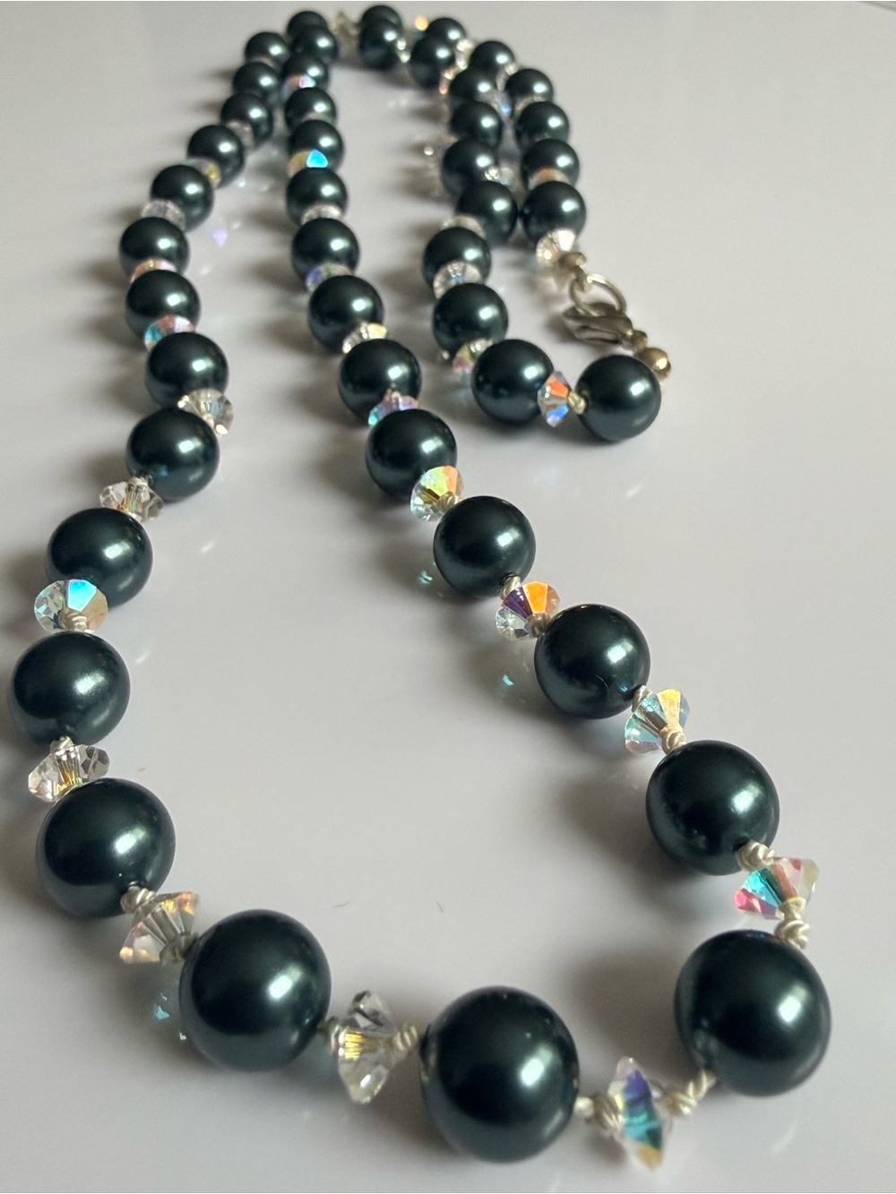Exquisite Peacock Black Pearl 7.5mm Rondelle Lariat